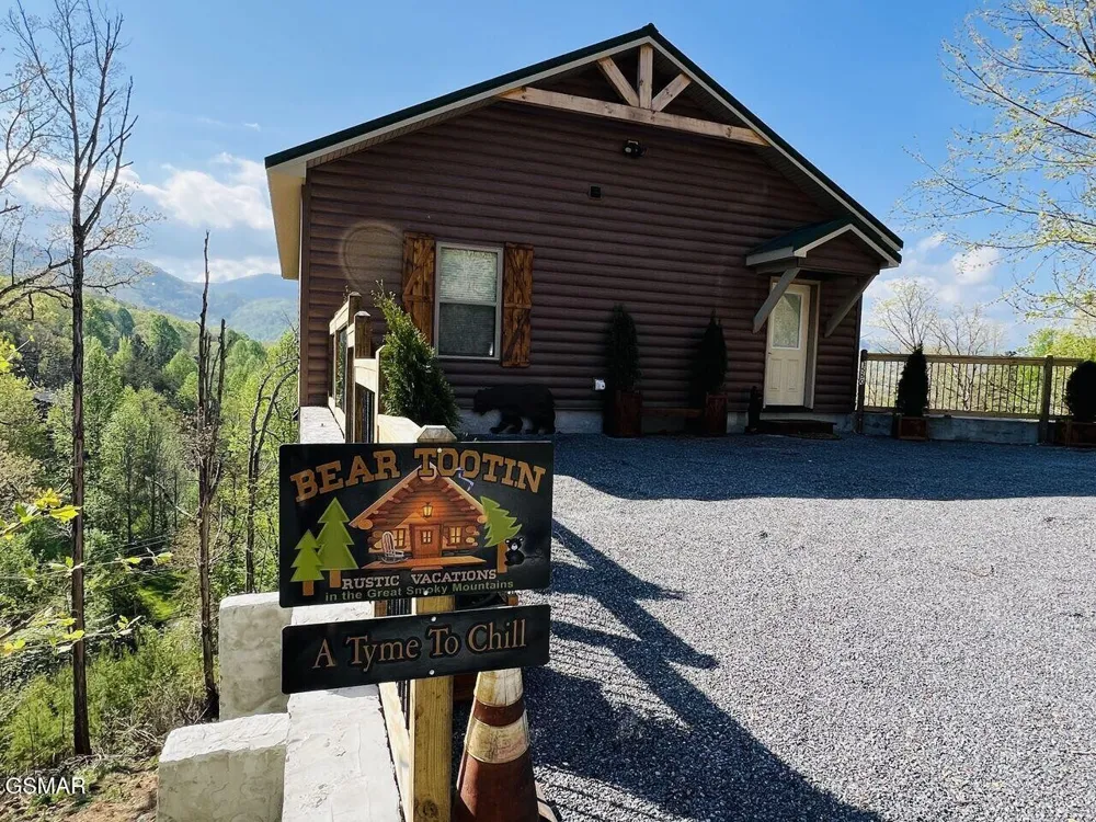 3550 Mountain Tyme Way Sevierville, TN 37862