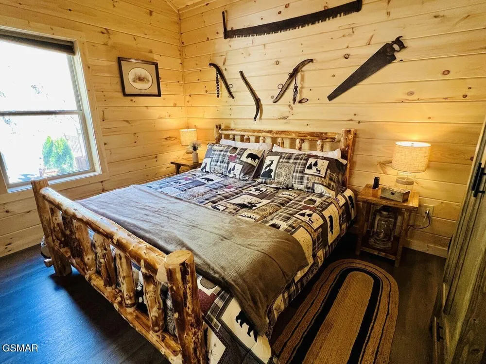 3550 Mountain Tyme Way Sevierville, TN 37862