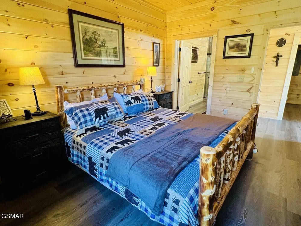 3550 Mountain Tyme Way Sevierville, TN 37862