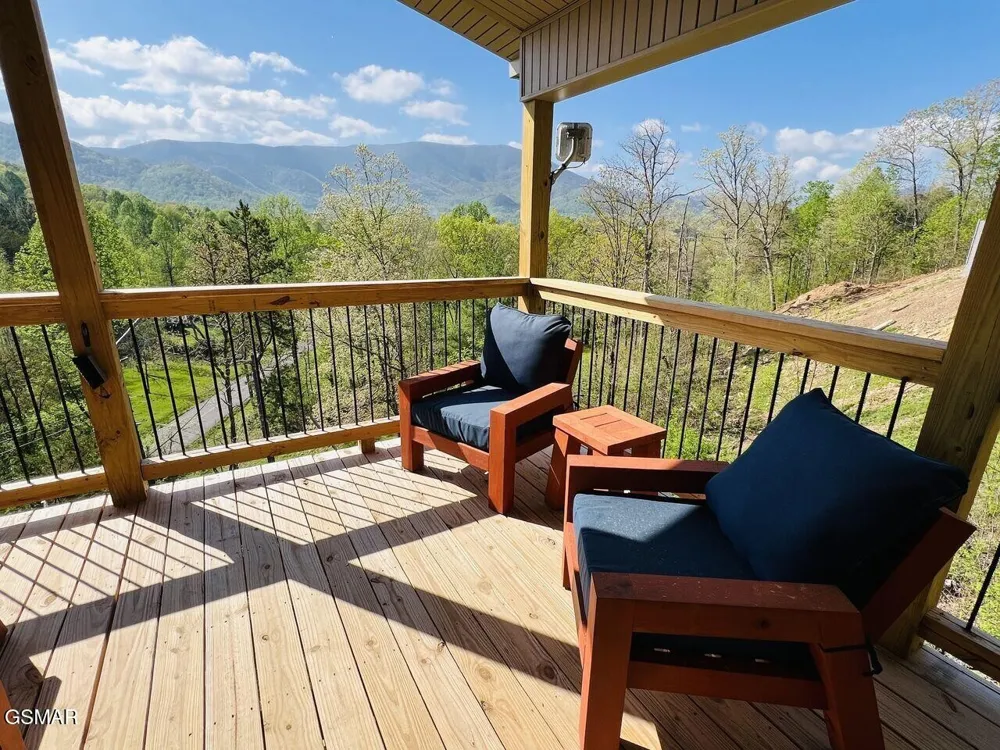 3550 Mountain Tyme Way Sevierville, TN 37862