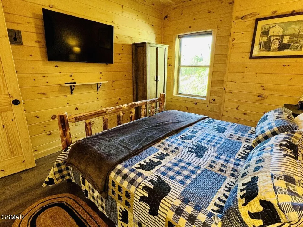3550 Mountain Tyme Way Sevierville, TN 37862