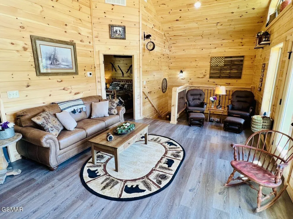 3550 Mountain Tyme Way Sevierville, TN 37862