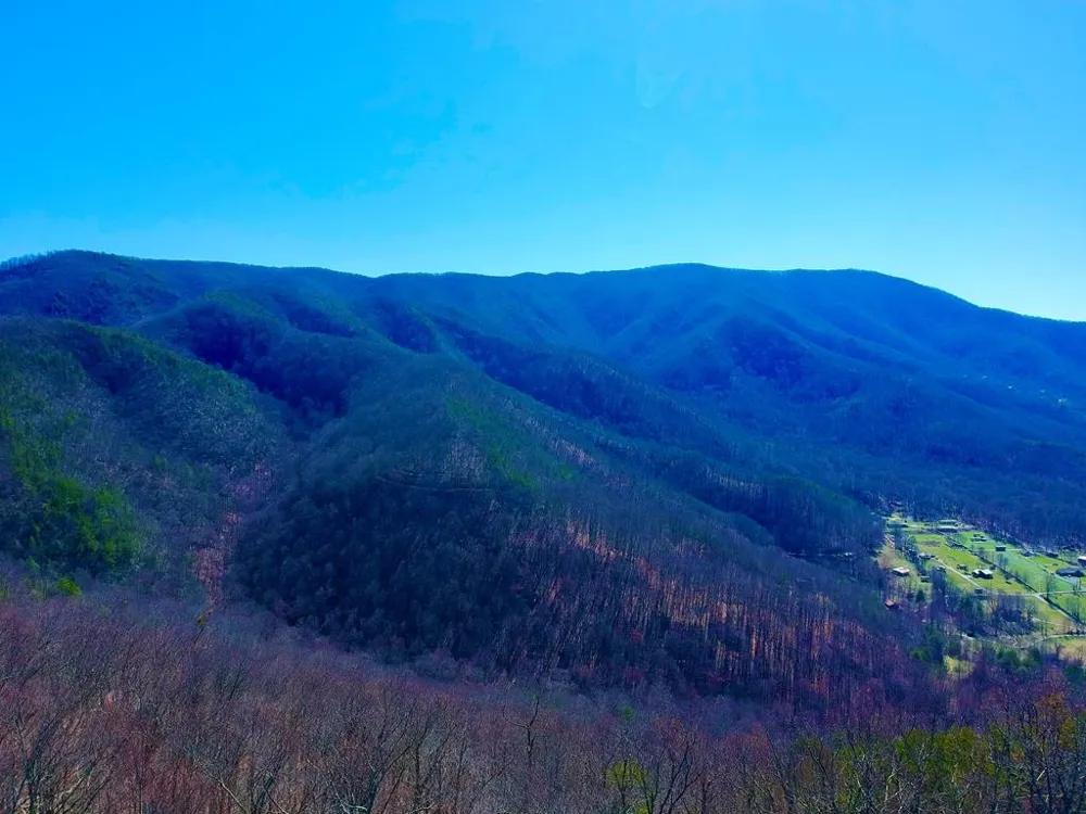 1 RAVENS DEN Way Sevierville, TN 37862