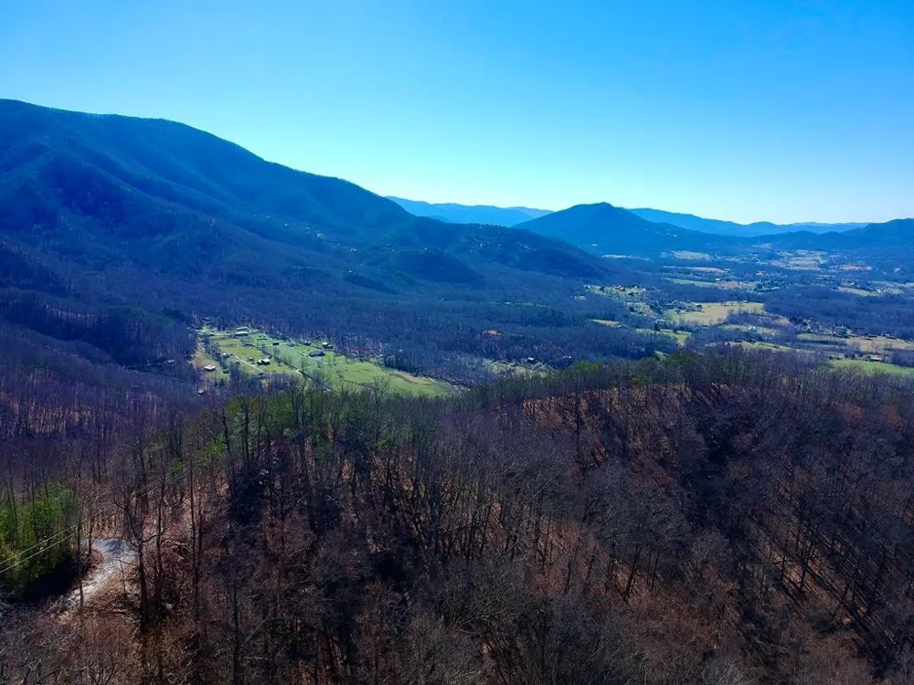 1 RAVENS DEN Way Sevierville, TN 37862