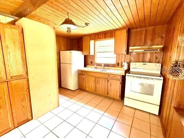 4850 NW 55TH AVENUE Bell, FL 32619
