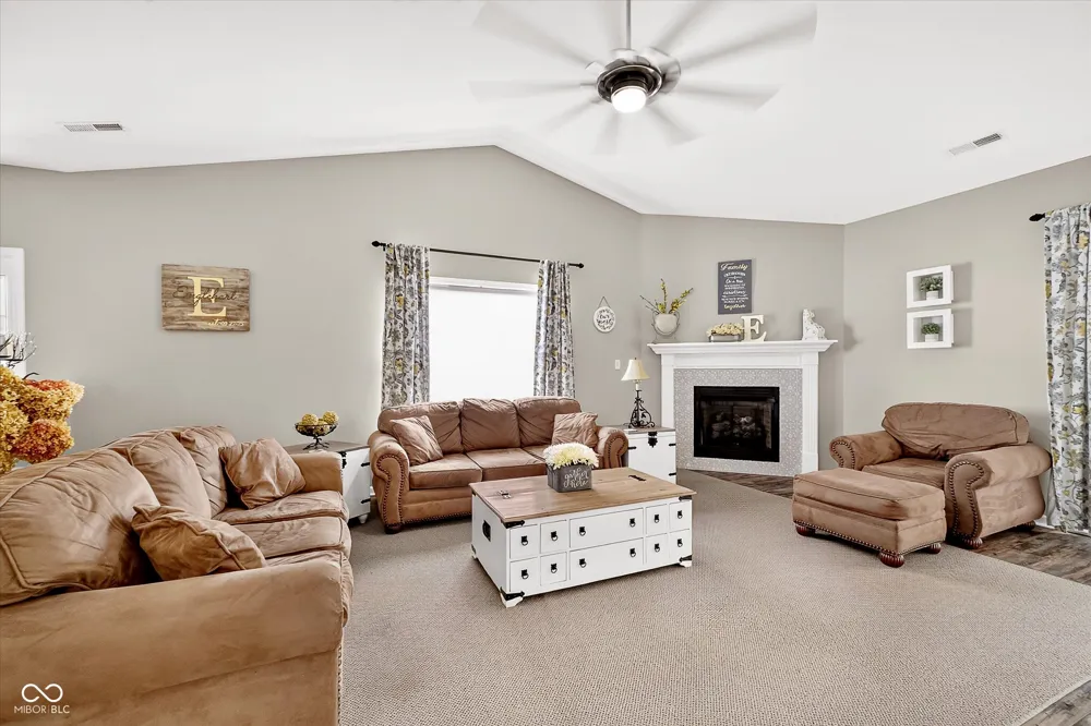 5643 Jones Drive Plainfield, IN 46168