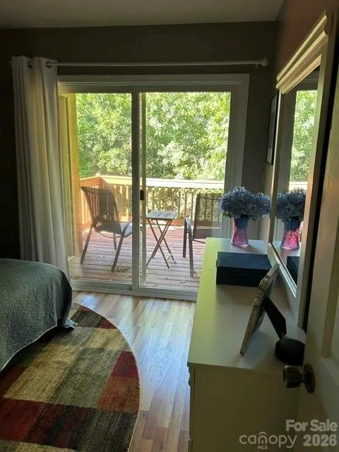 157 Toxaway Views Drive Lake Toxaway, NC 28747