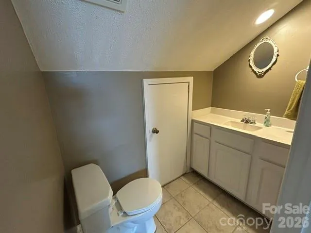 157 Toxaway Views Drive Lake Toxaway, NC 28747