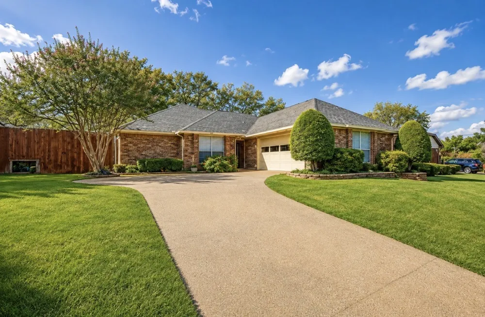 5405 Blue Cove Drive Garland, TX 75043