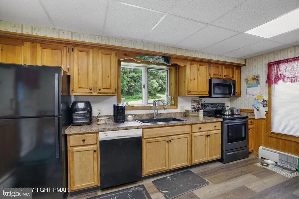 926 ACKER ROAD Stroudsburg, PA 18360