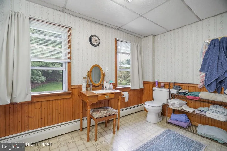 926 ACKER ROAD Stroudsburg, PA 18360
