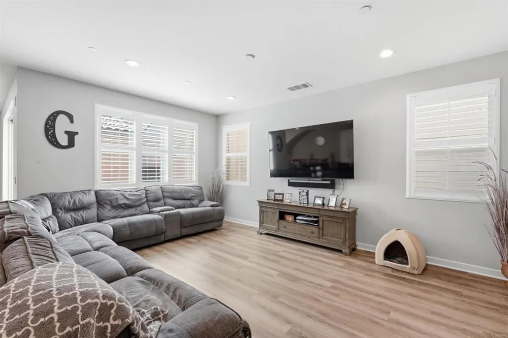2044 Avenida Andanza Chula Vista, CA 91913