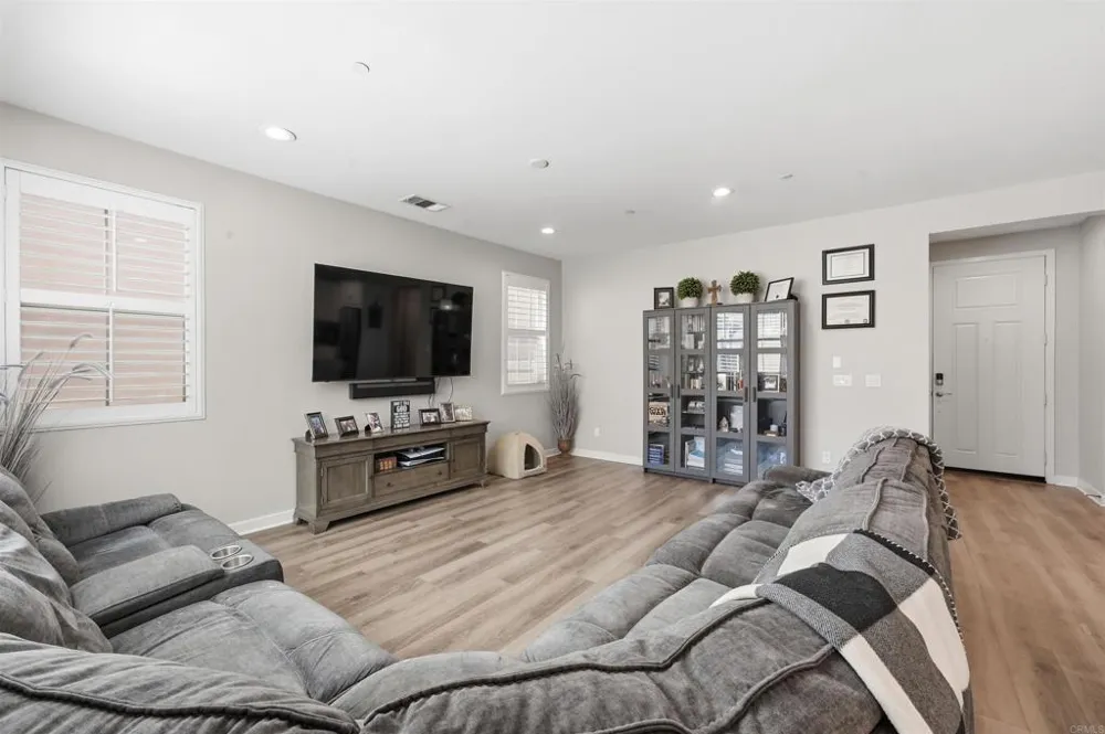 2044 Avenida Andanza Chula Vista, CA 91913