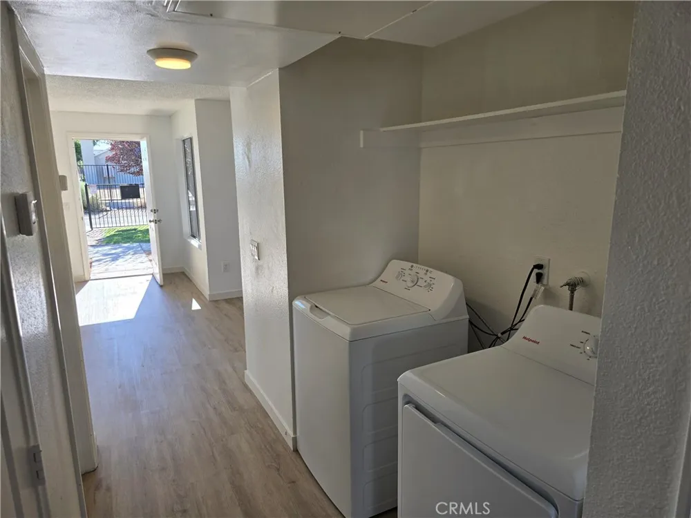 38423 10th Place E #1 Palmdale, CA 93550