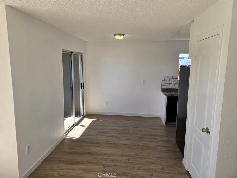 38423 10th Place E #1 Palmdale, CA 93550