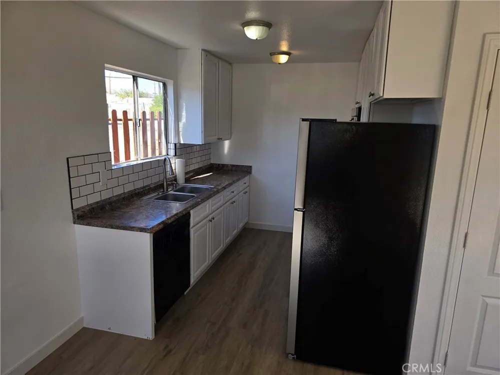 38423 10th Place E #1 Palmdale, CA 93550