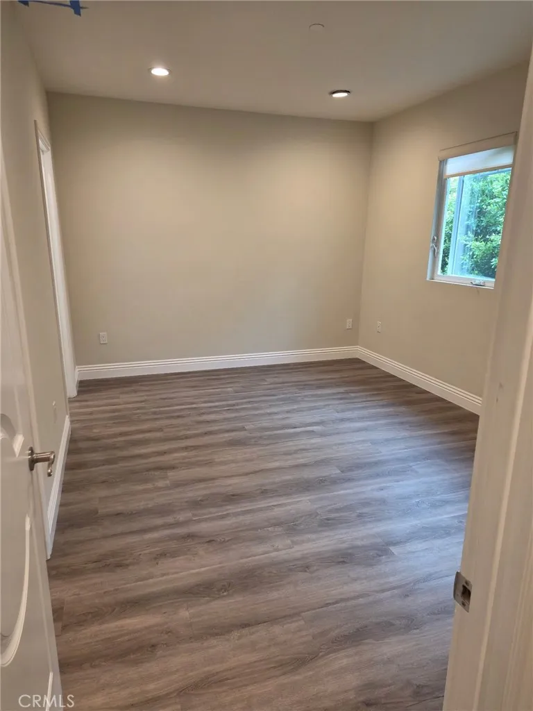 3698 Fredonia Drive Los Angeles, CA 90068