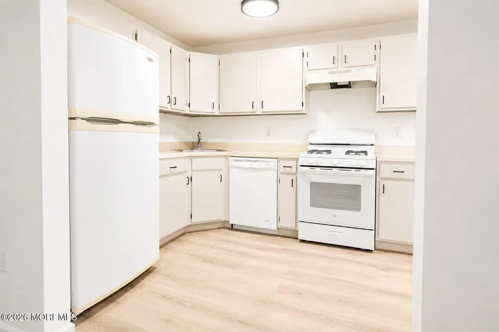 148 Sussex Place Galloway, NJ 08205