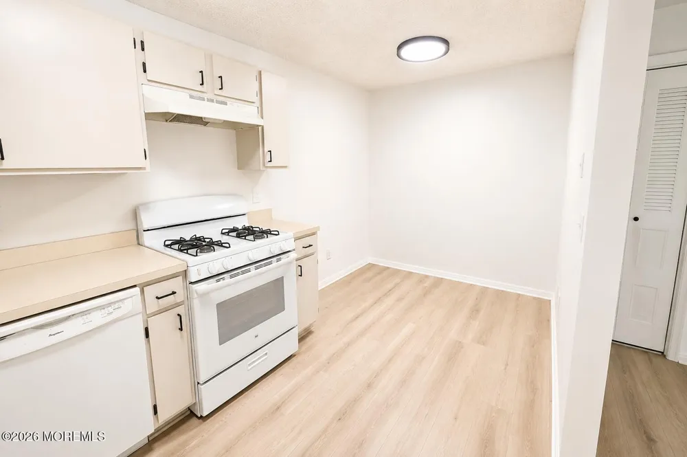 148 Sussex Place Galloway, NJ 08205