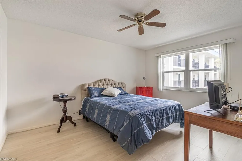 1828 Pine Valley Drive #201 Fort Myers, FL 33907