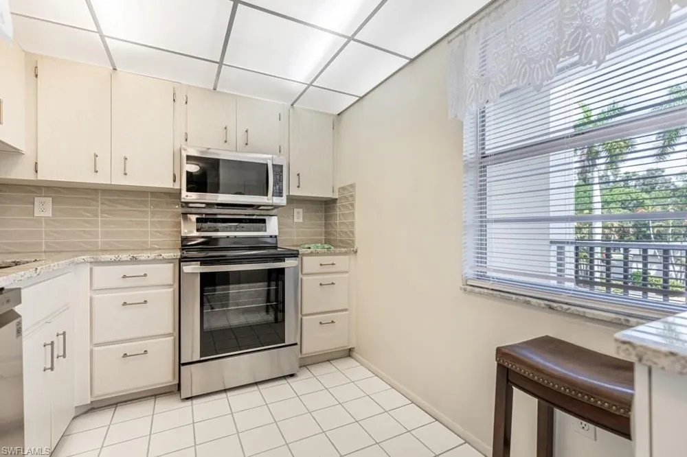 1828 Pine Valley Drive #201 Fort Myers, FL 33907