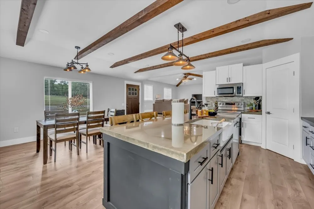 1000 Pruitt Ln Gallatin, TN 37066