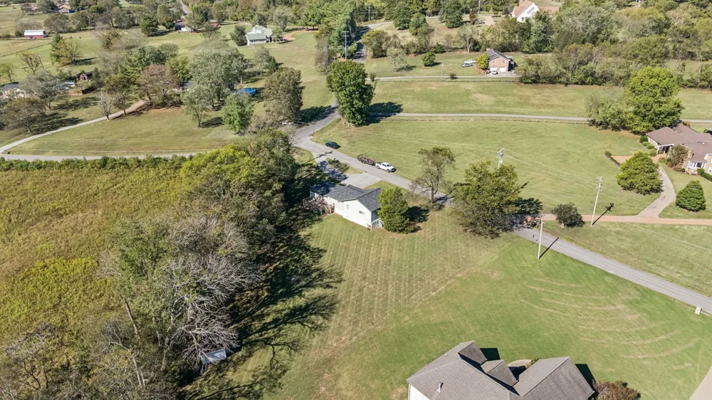 1000 Pruitt Ln Gallatin, TN 37066