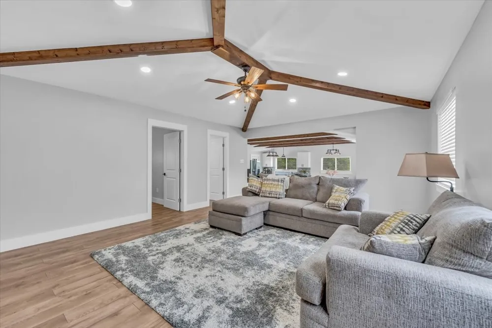 1000 Pruitt Ln Gallatin, TN 37066