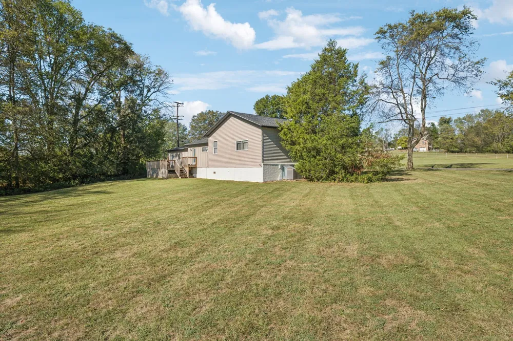 1000 Pruitt Ln Gallatin, TN 37066