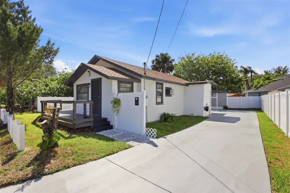 1416 SOUTHWEST ROAD Sanford, FL 32771
