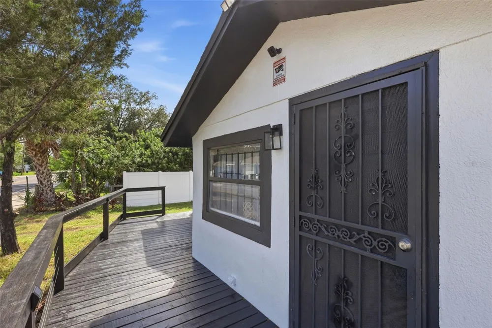 1416 SOUTHWEST ROAD Sanford, FL 32771