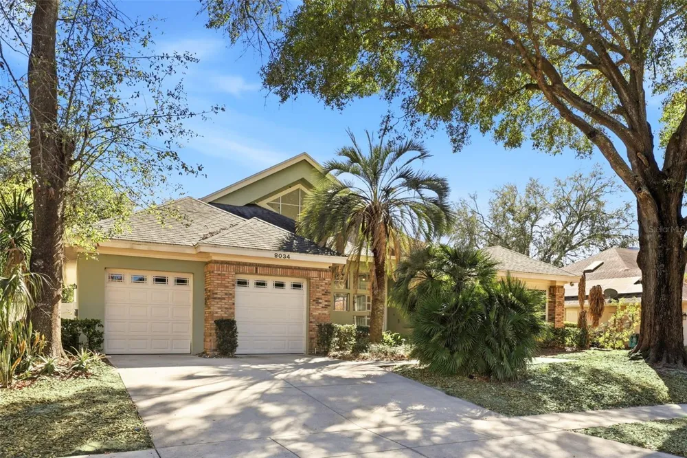8034 LANDGROVE COURT Orlando, FL 32819