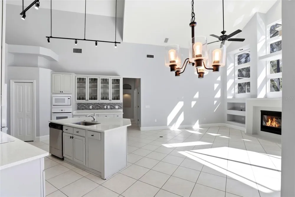 8034 LANDGROVE COURT Orlando, FL 32819
