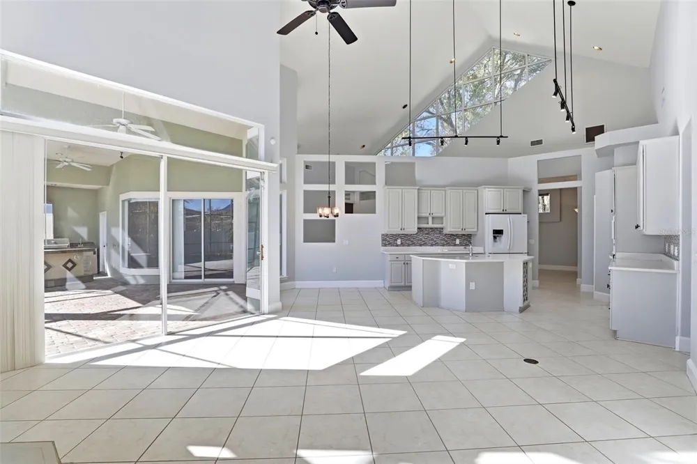 8034 LANDGROVE COURT Orlando, FL 32819