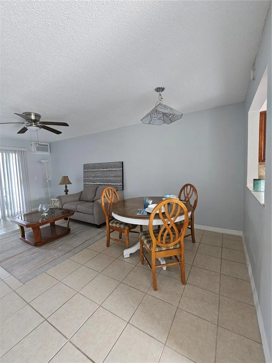 13813 MISSION OAKS BOULEVARD Seminole, FL 33776
