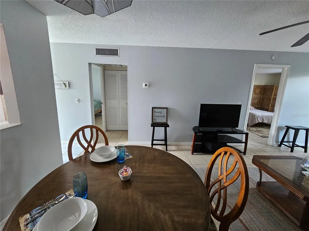 13813 MISSION OAKS BOULEVARD Seminole, FL 33776