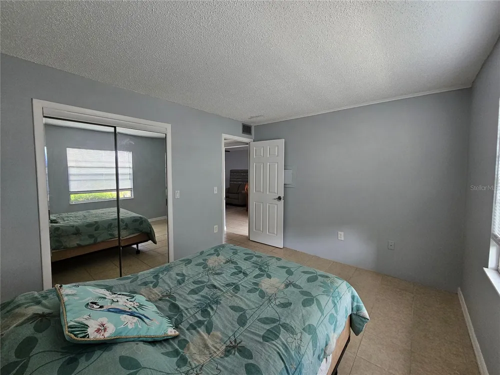 13813 MISSION OAKS BOULEVARD Seminole, FL 33776