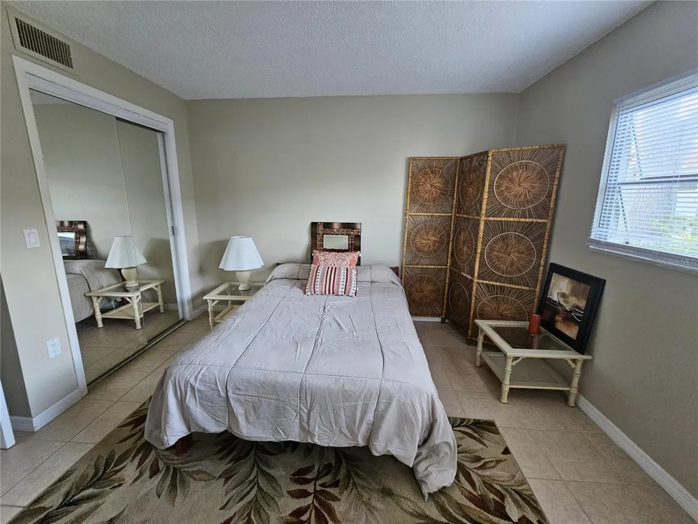 13813 MISSION OAKS BOULEVARD Seminole, FL 33776