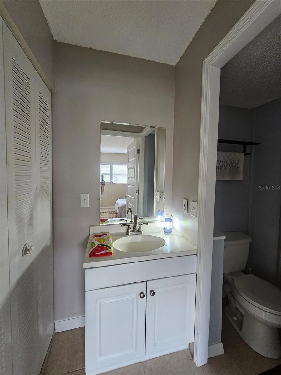 13813 MISSION OAKS BOULEVARD Seminole, FL 33776