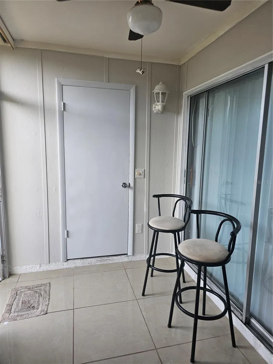 13813 MISSION OAKS BOULEVARD Seminole, FL 33776