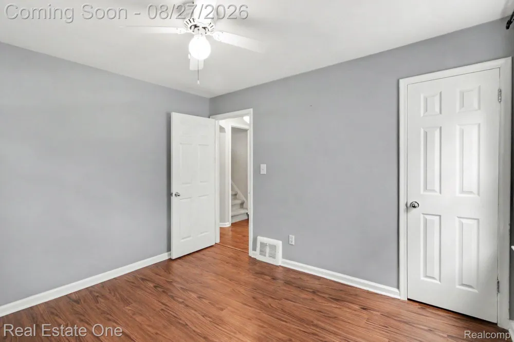 1318 Cherokee Avenue Royal Oak City, MI 48067