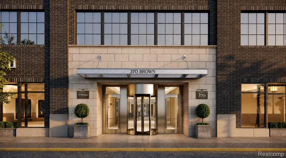 370 E Brown Street #401 Birmingham City, MI 48009