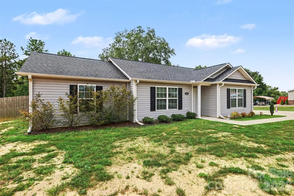 1505 Foxbrook Circle Lancaster, SC 29720