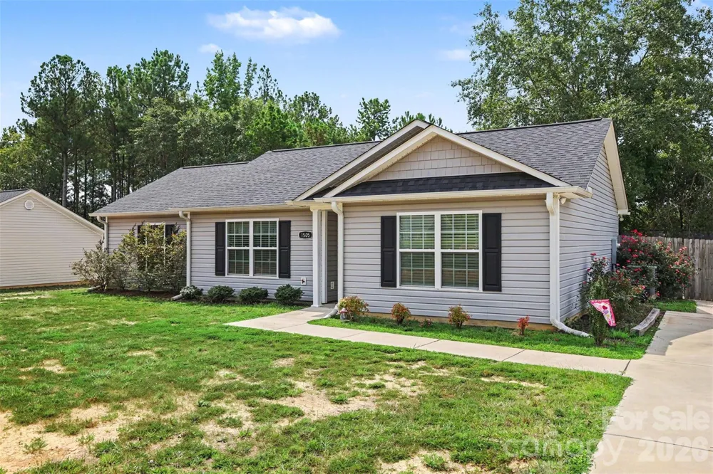 1505 Foxbrook Circle Lancaster, SC 29720