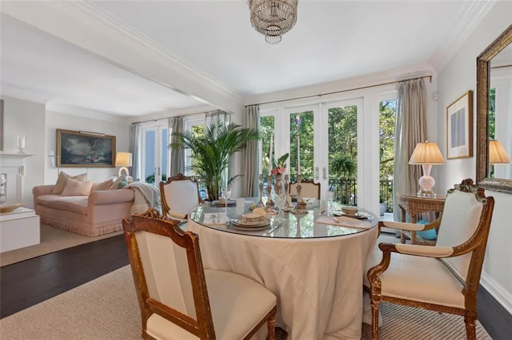 2525 Peachtree Road NE #25 Atlanta, GA 30305