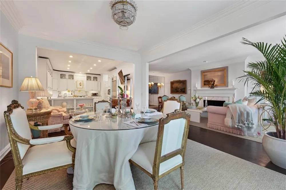 2525 Peachtree Road NE #25 Atlanta, GA 30305