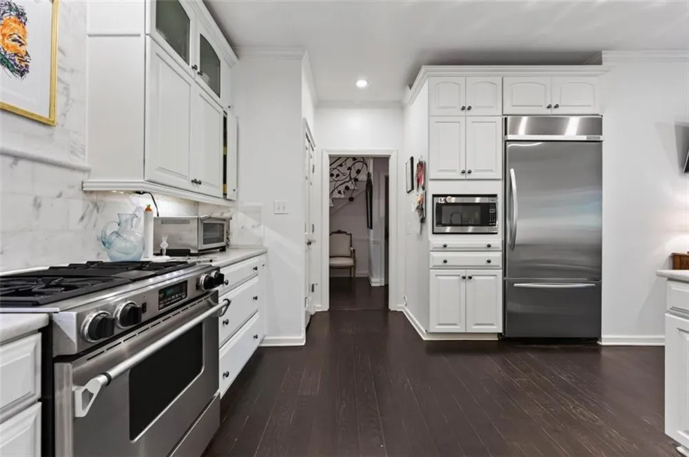 2525 Peachtree Road NE #25 Atlanta, GA 30305
