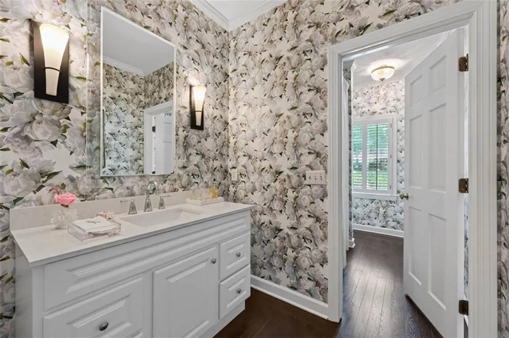 2525 Peachtree Road NE #25 Atlanta, GA 30305