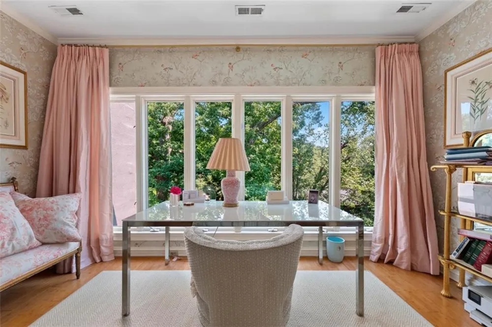 2525 Peachtree Road NE #25 Atlanta, GA 30305