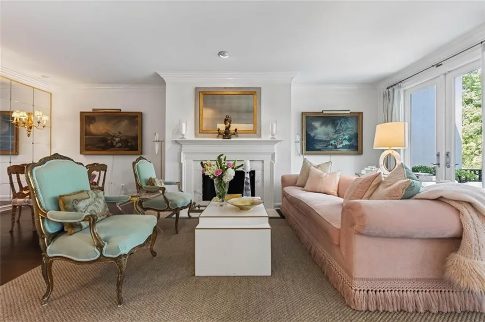 2525 Peachtree Road NE #25 Atlanta, GA 30305